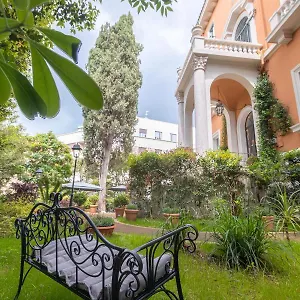 Hotel Mangili Garden, Rome