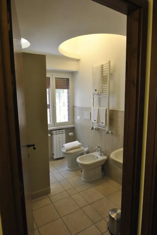 Roma Tourist House Hotel 0*, Rome